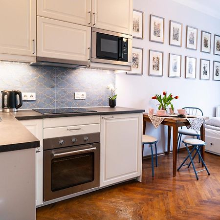 Cozy Old Town Studio Краков Экстерьер фото