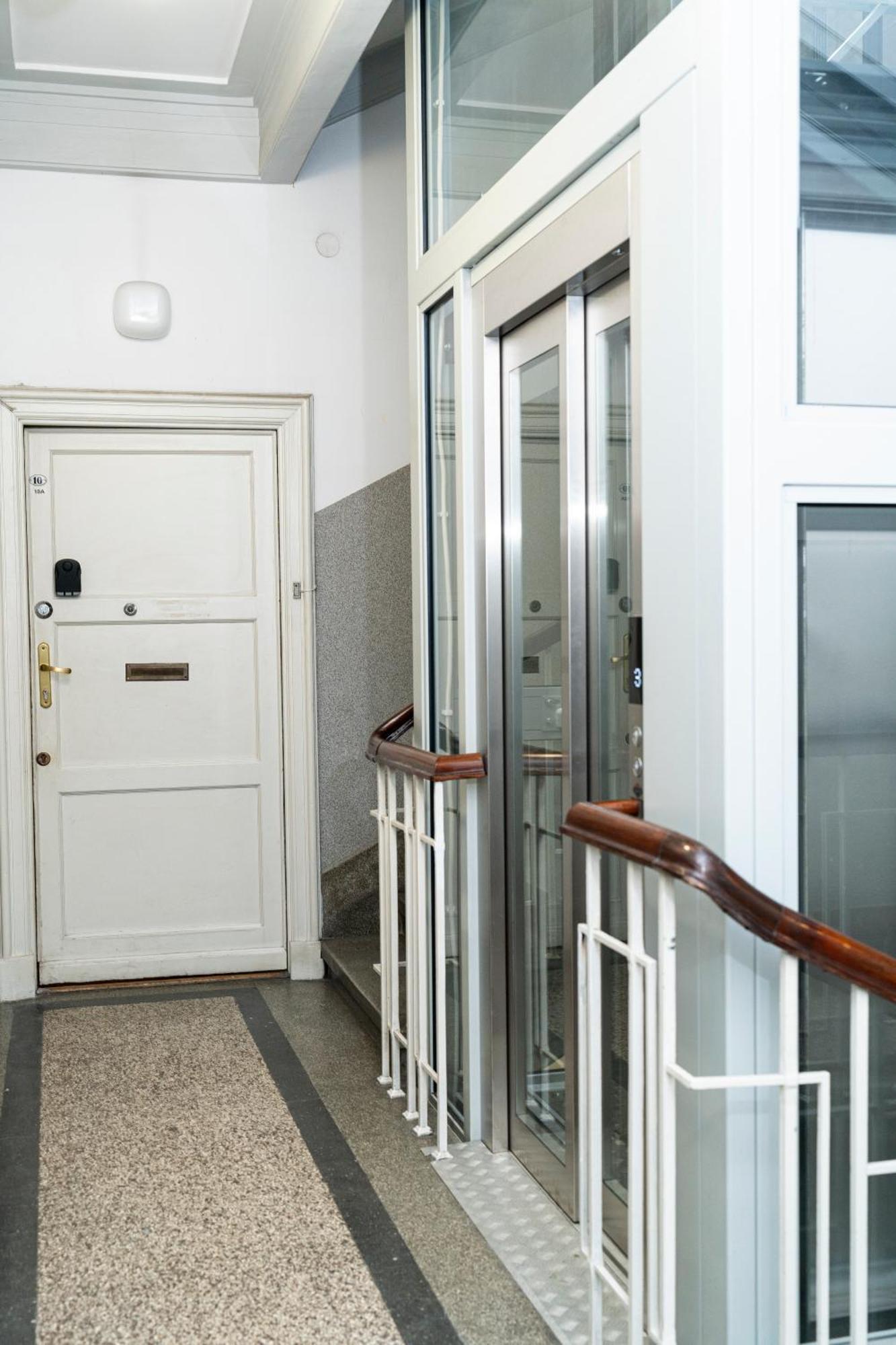 Cozy Old Town Studio Краков Экстерьер фото